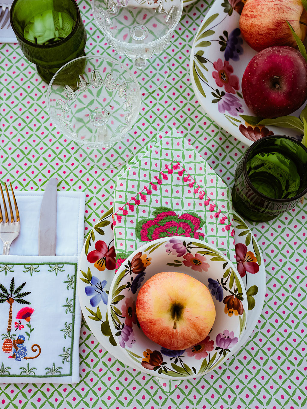 Napkin Dotty Emerald Peony Embroidery