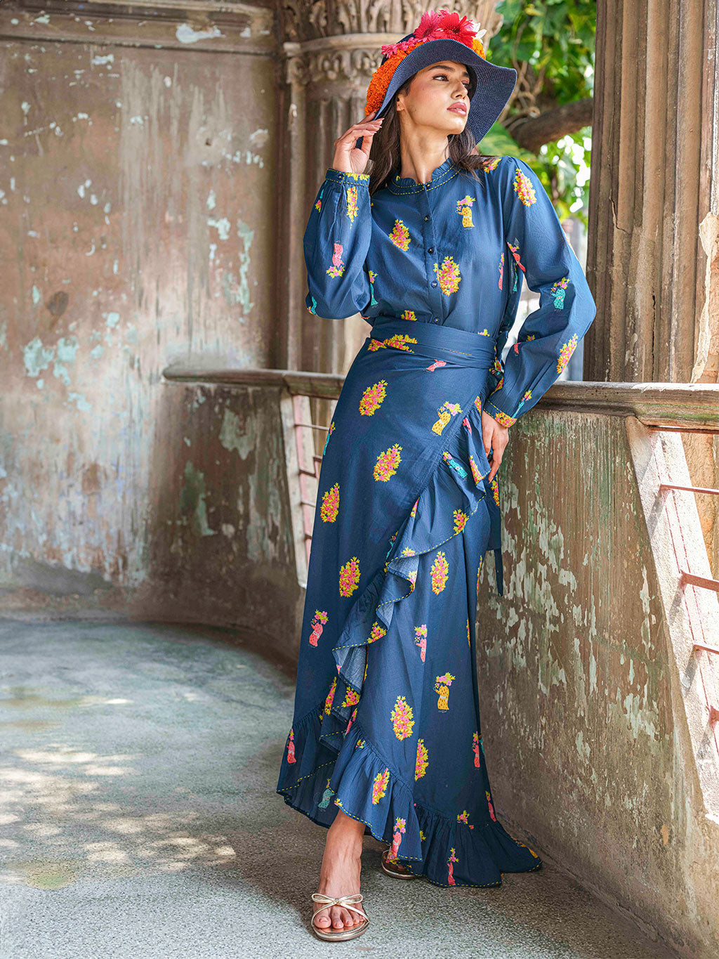 Mullein Skirt Flowerbunch on Navy