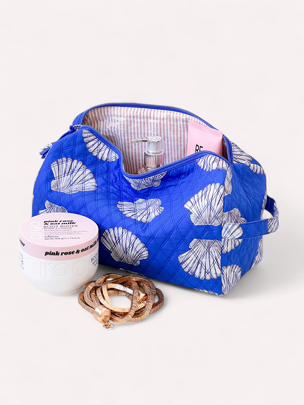 Wash Bag Shells on Blue