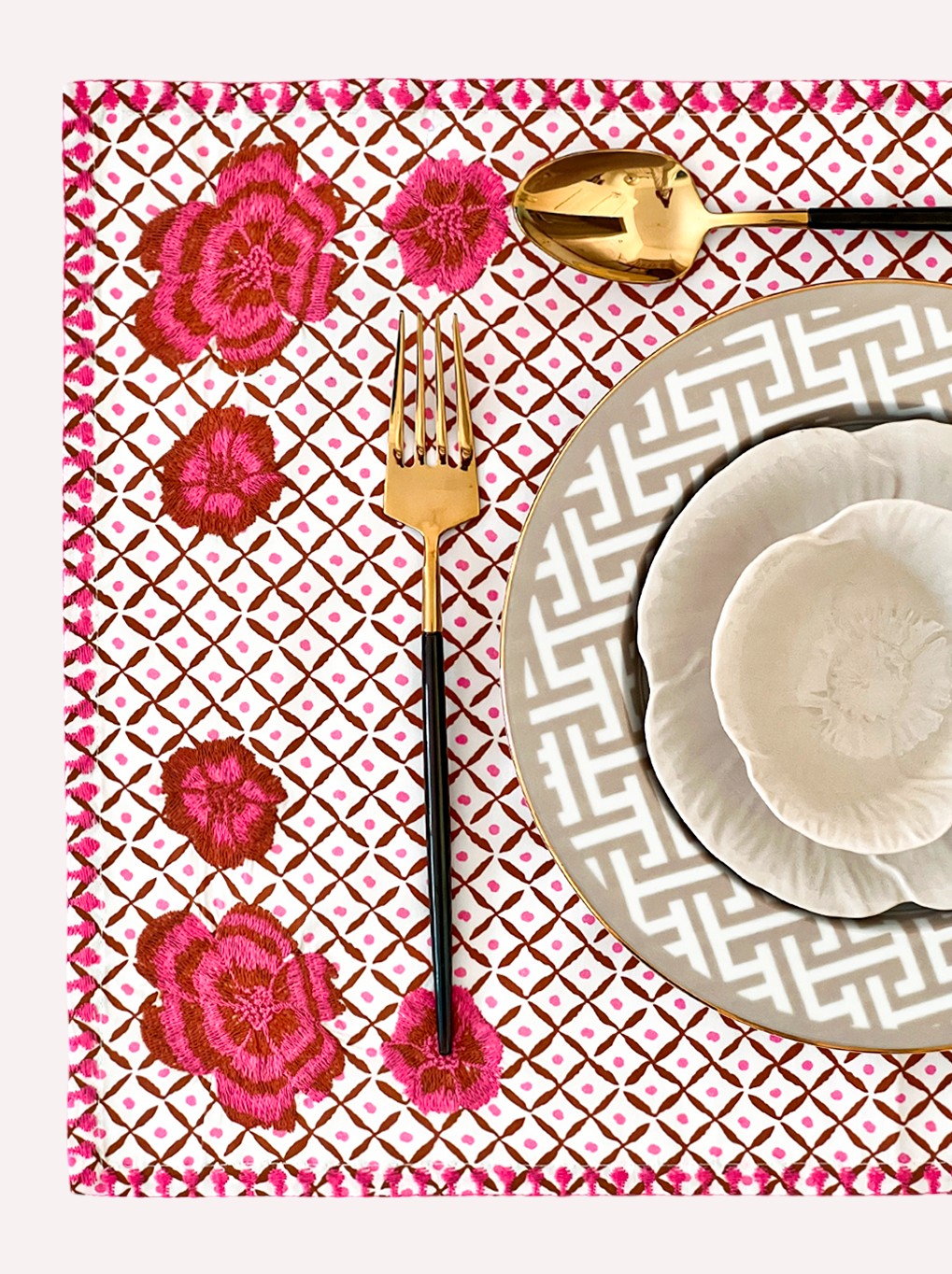 Placemat Dotty Mustard Peony Embroidery