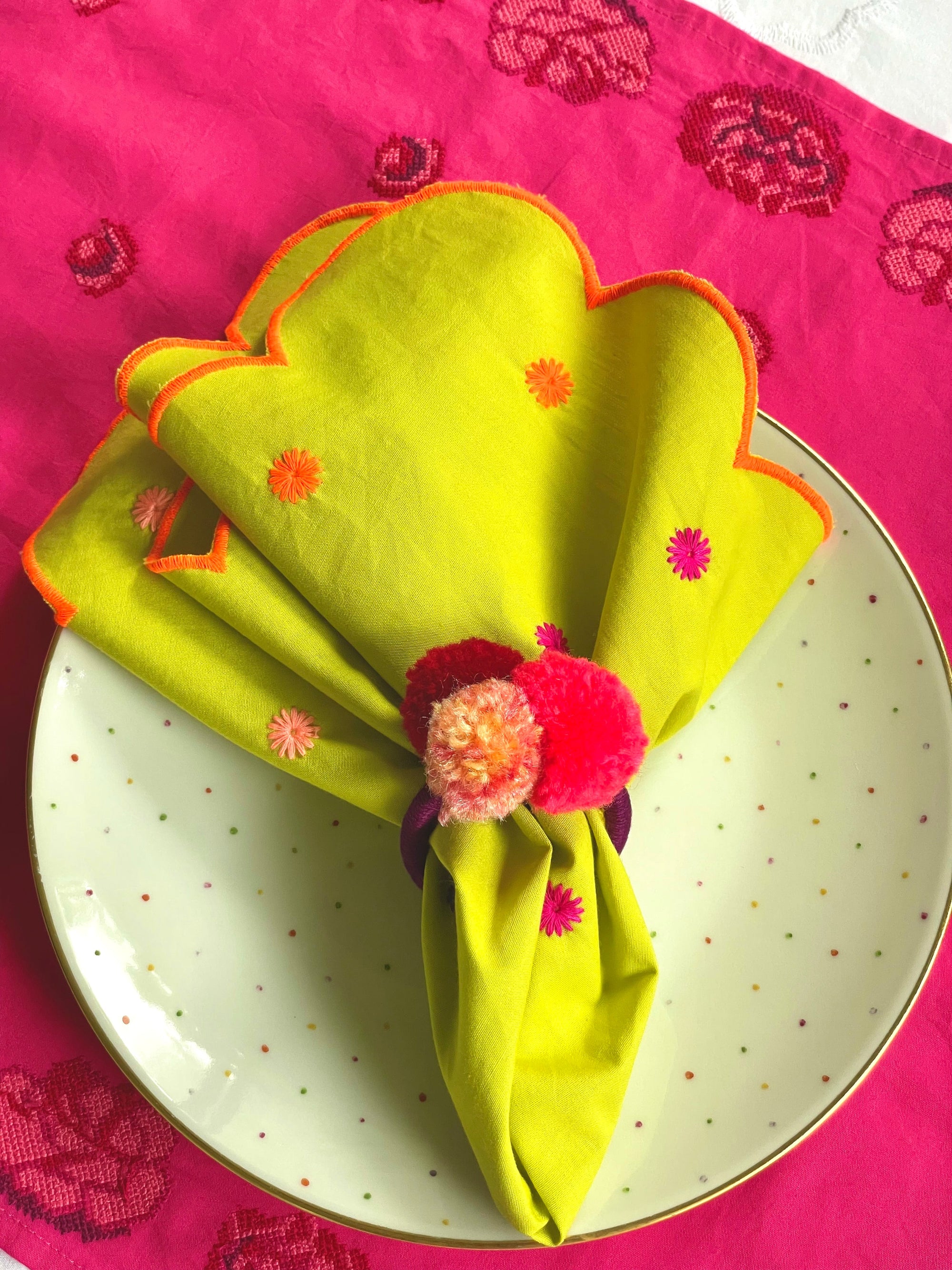 Napkin Multi Flowers Embroidery on Lime